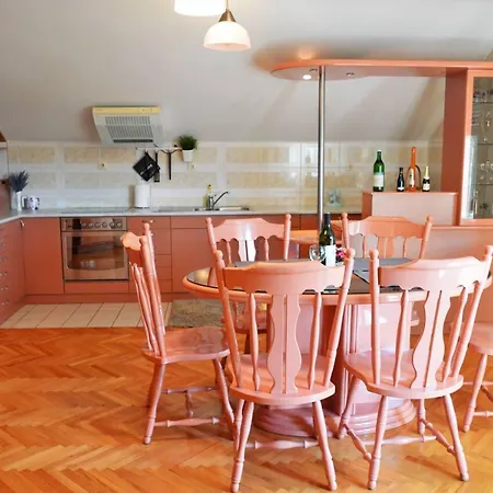 Excluziv Apartamento *